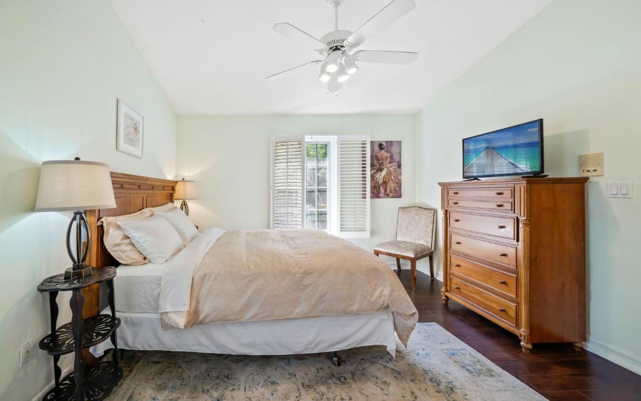 Hollywood Hills Homestay Λος Άντζελες Εξωτερικό φωτογραφία